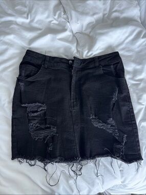 Black Distressed Mini Skirt - Classic Casual